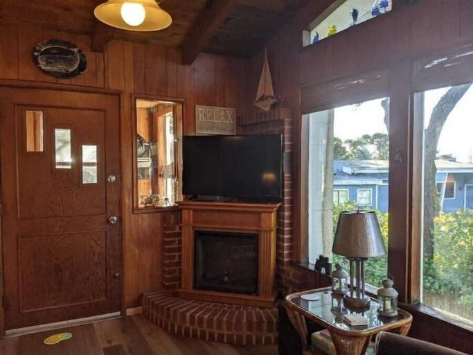 TV &amp; Electric Fireplace