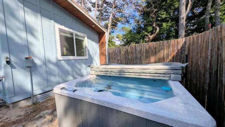 hot tub on south end of Salt Water bungalow