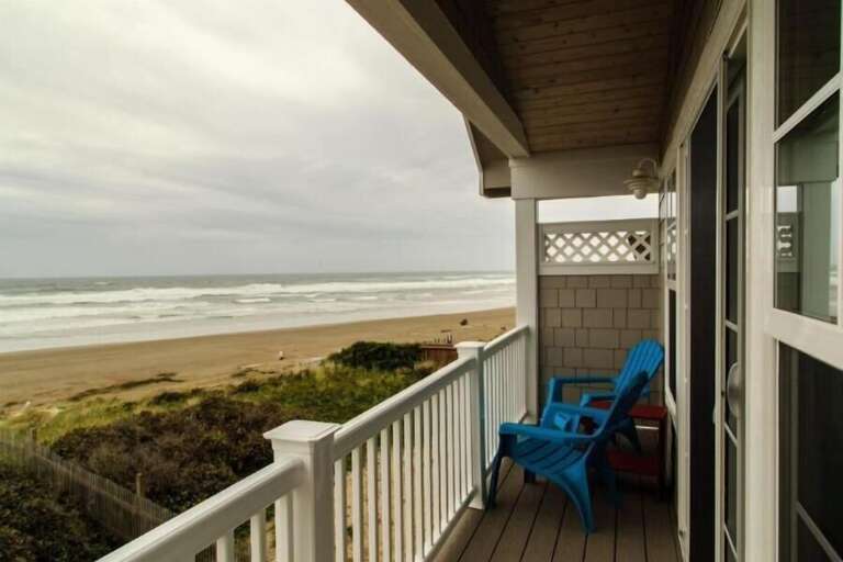 balcony off of primary suite