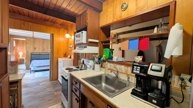kitchen has dual brew coffee maker does pod &amp; pot