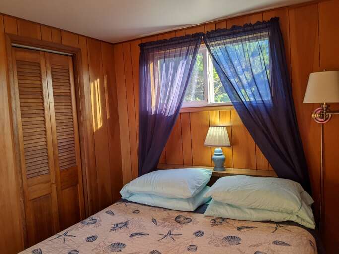 small first floor queen room