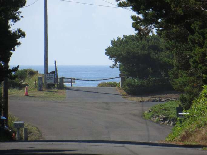 View from the corner of 5th &amp; Joshua