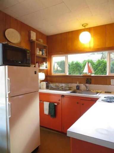 refrigerator &amp; microwave