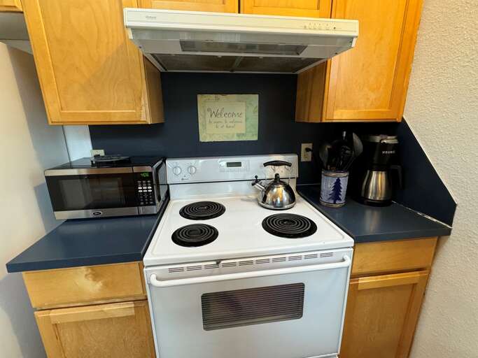 Electric Range, Microwave and Keurig Dual Brew Coffee Maker (Pod &amp; Pot)