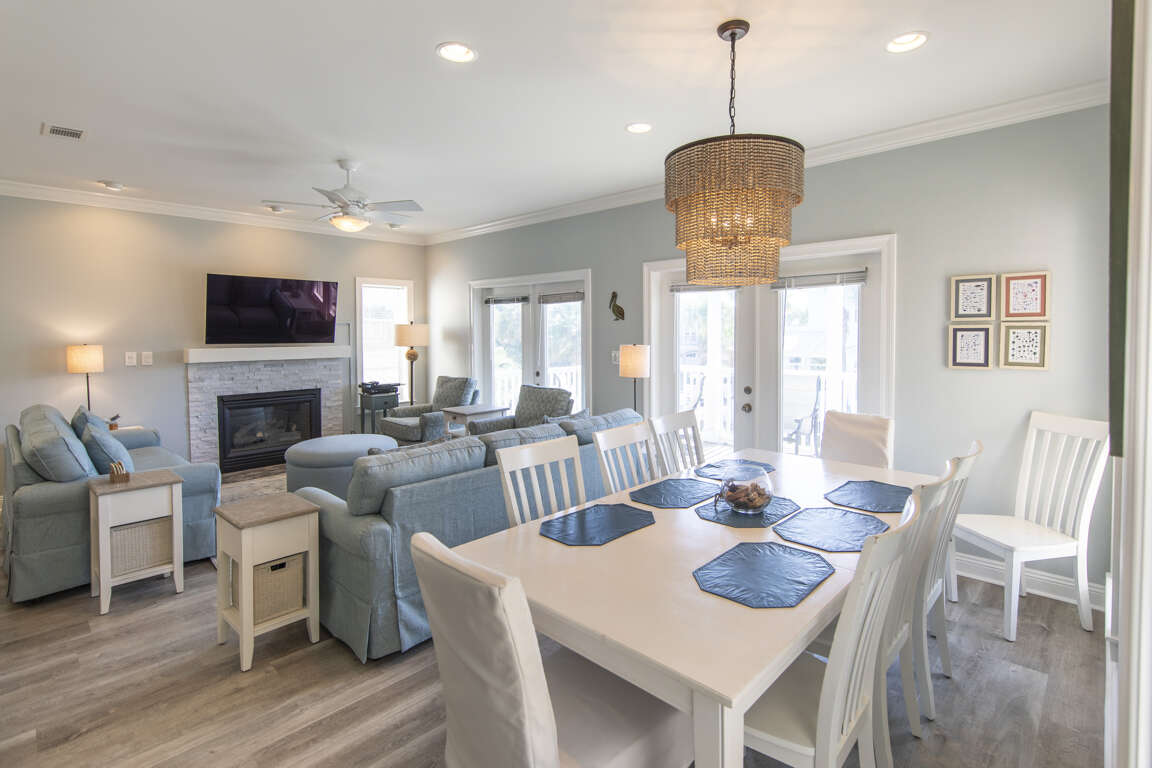 Bright House / Eureka 4 Bedroom Vacation Rental in Dune Allen Beach