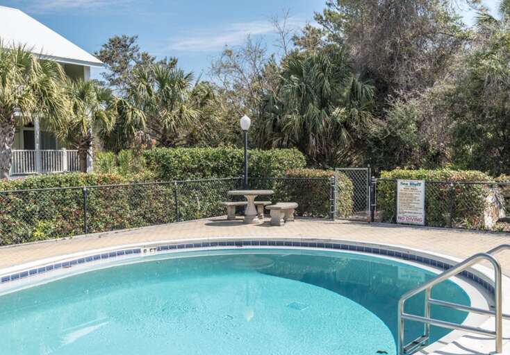 Poolside Peace At Palm-shaded Property