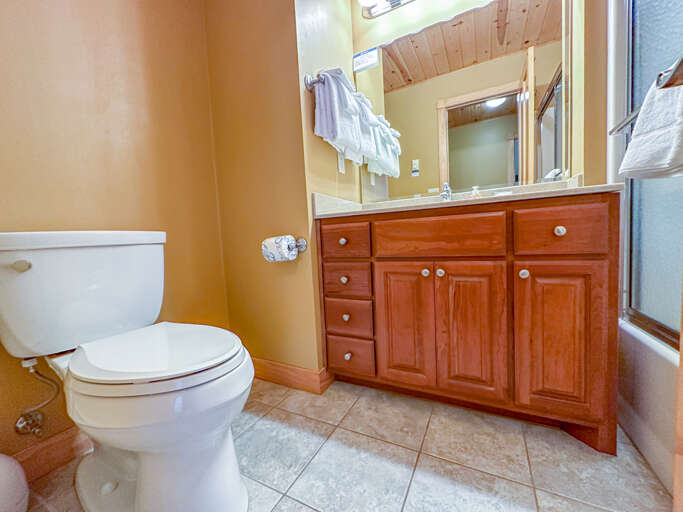 Full Bathroom 1 off of Bedroom 1.