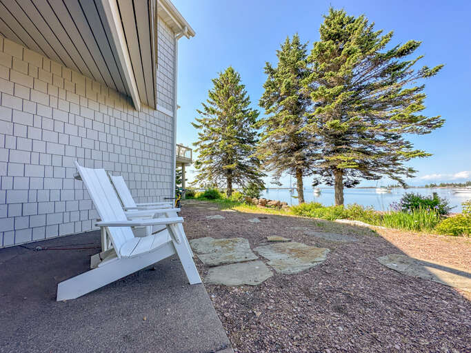 Enjoy Grand Marais Harbor views from the patio. Enjoy Grand Marais Harbor views from the patio.
