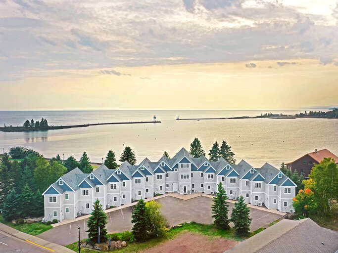 Cobblestone Cove Villas