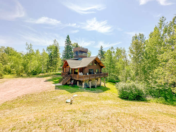 Eagle's Nest as seen from the driveway.