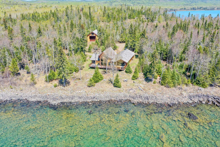 The main home offers 2 bedrooms, a sleeping loft, and 2 full bathrooms.