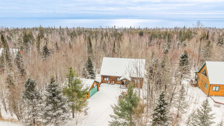 Log Lodge 14