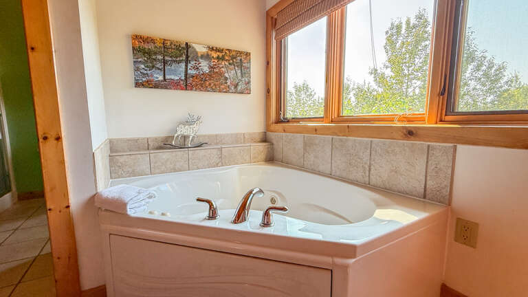 In-room Jetted Tub in Bedroom 1 In-room Jetted Tub in Bedroom 1