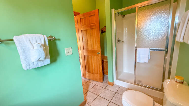 Shower in Bathroom 1 Shower in Bathroom 1