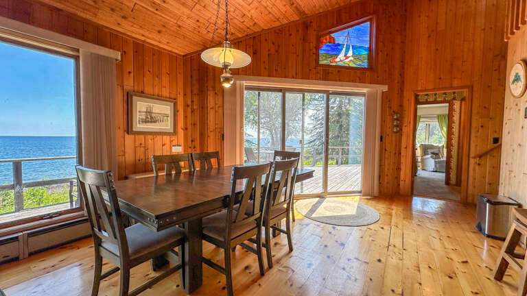 A dining room with a view!