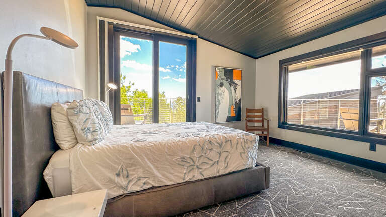 The Lakeside Suite