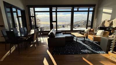 Just steps from Lutsen Mountains, views included!