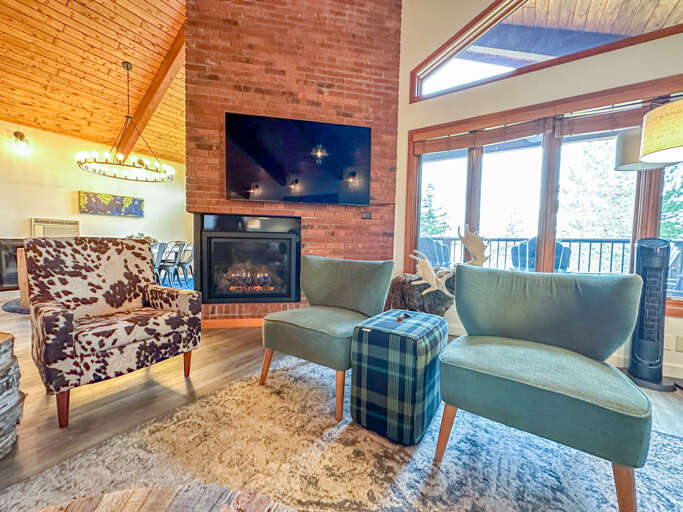 Enjoy a movie while you curl up next to the LED quartz fireplace.