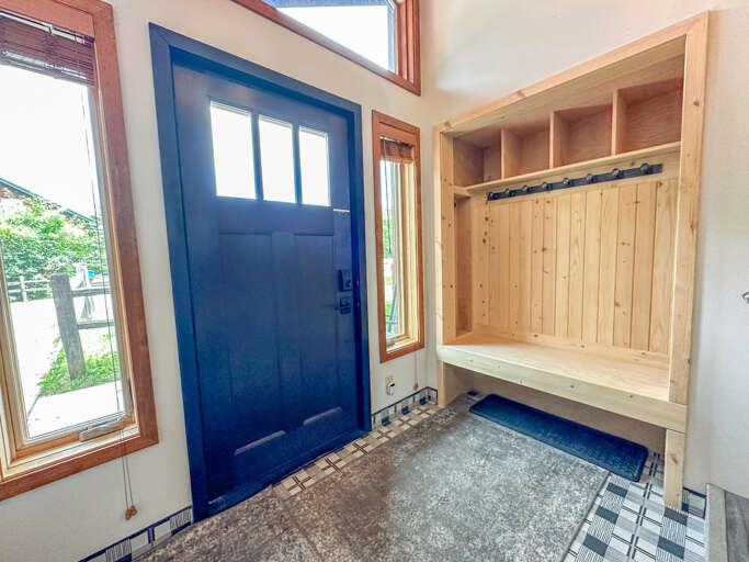 Entryway of Moose Tracks 215 on Devil Track Lake.