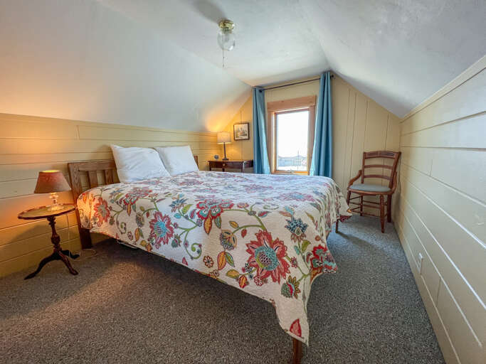 Upper level sleeping area .