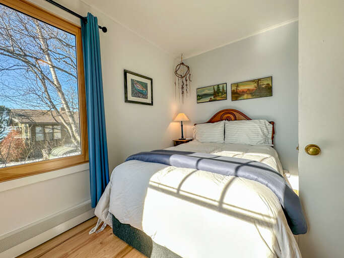 Full bedroom Full bedroom