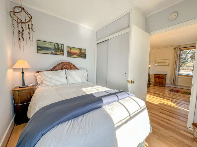 Full bedroom Full bedroom