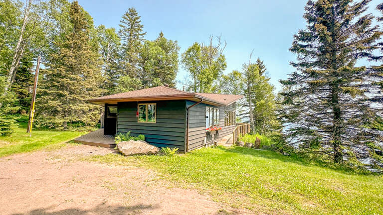 The view of Lutsen House when you first pull into the driveway.