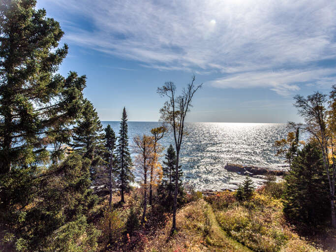 Beautiful Lake Superior views right from the screened porch. Beautiful Lake Superior views right from the screened porch.