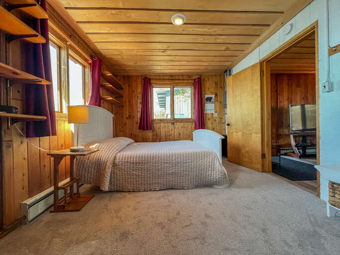 Spring House 028