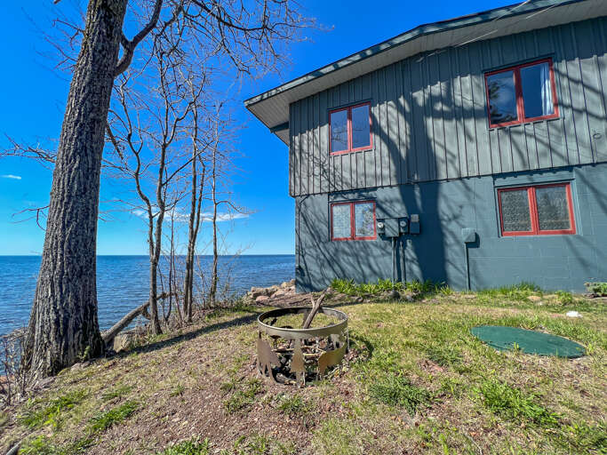 Spring House 037