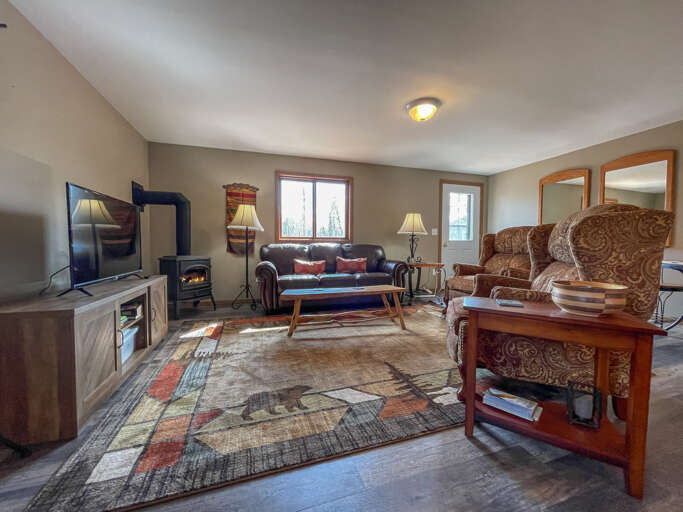 Watch a movie with the Family on the flat screen tv