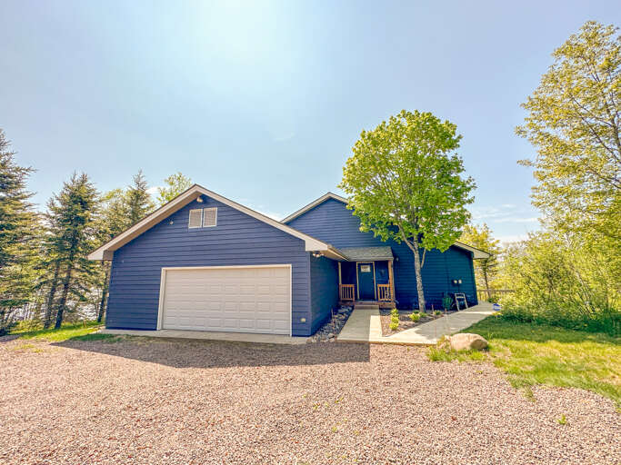 This gorgeously renovated home is perfect for a family retreat or a friend's getaway on the North Shore.