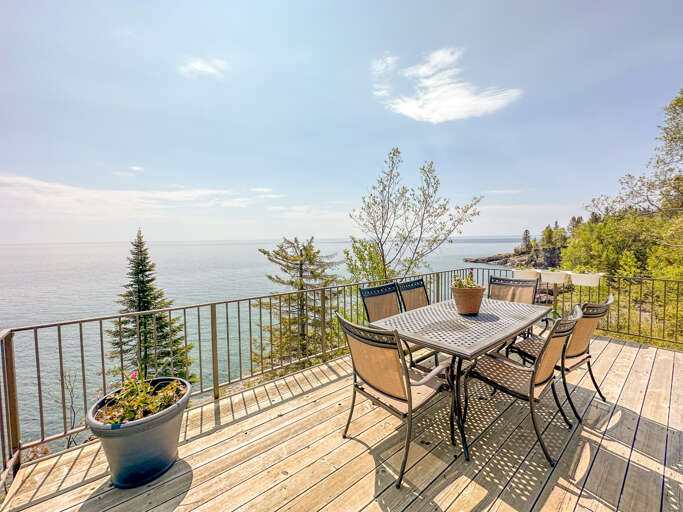 Main level deck has sweeping Lake Superior views.
