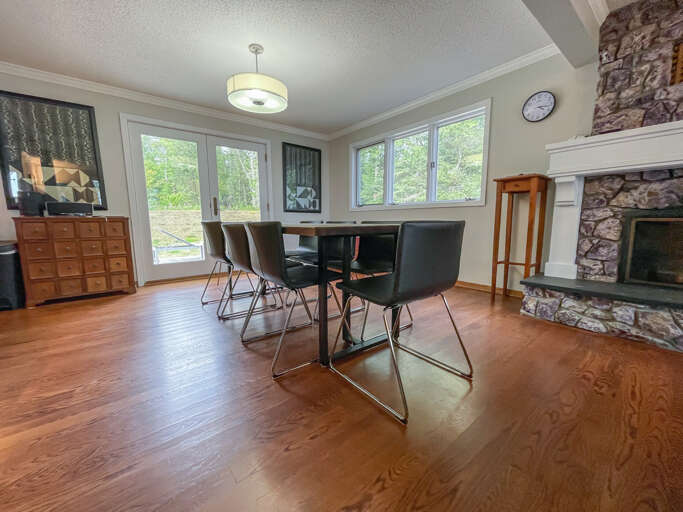 Enjoy a meal with the family at the dining room table