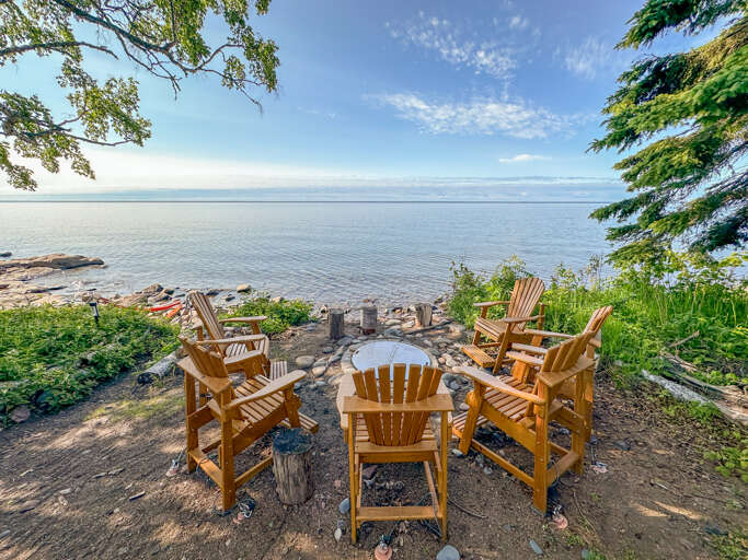 The whole family can comfortably enjoy a campfire by Lake Superior.