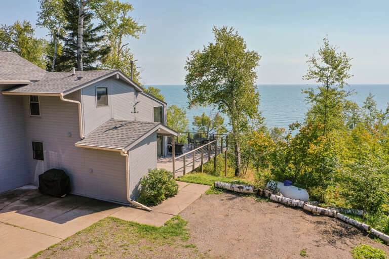 The view you will see as you pull into the driveway of this beautiful home.
