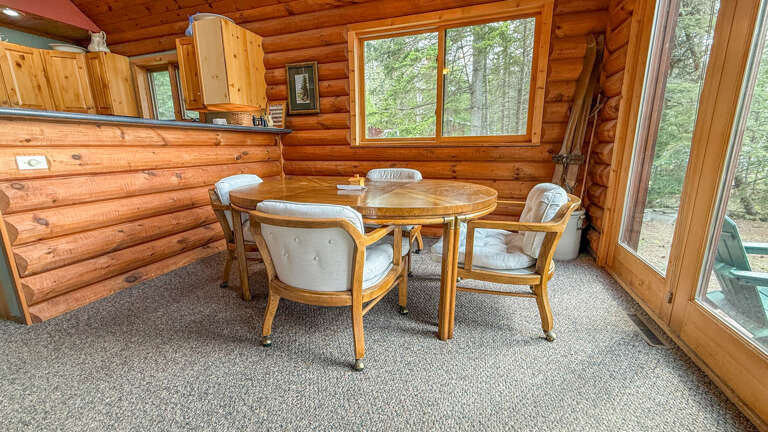 Dining area Dining area