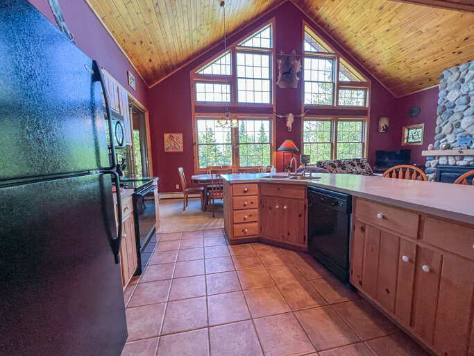 DevilTrack207-2-Interior02