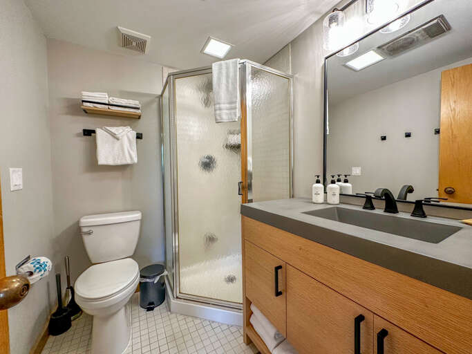 Bathroom 2 Bathroom 2