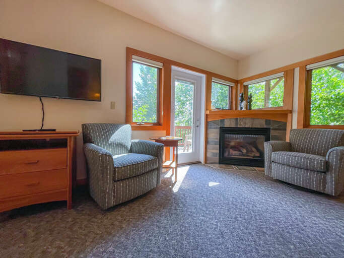 Poplar River Condo 616 Ridgeline King Guestroom is perfect for a couples getaway Poplar River Condo 616 Ridgeline King Guestroom is perfect for a couples getaway