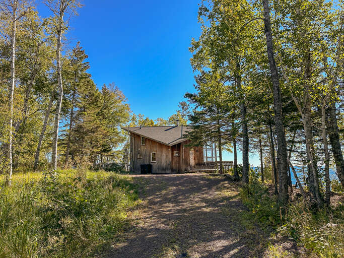 The view of the home as you will see it when you arrive.