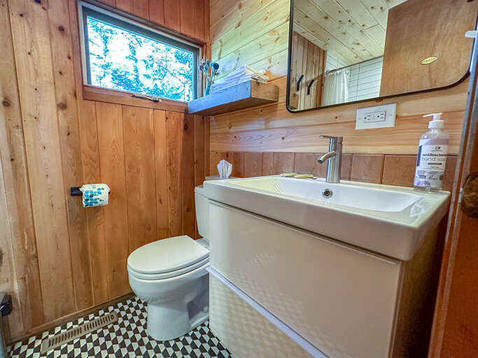 Newly Renovated Bathroom