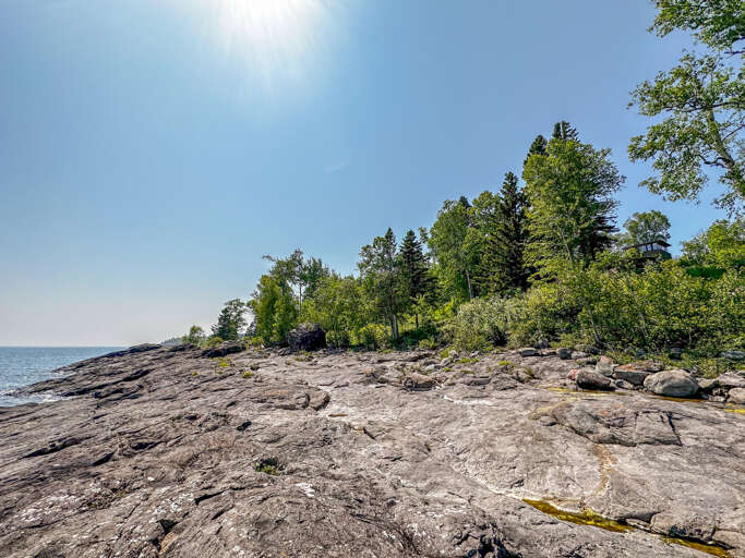 Ledge rock shoreline area.