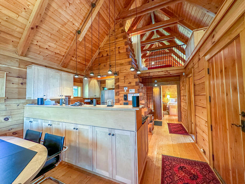 Ravencliff Cabin in Schroeder, MN 2 Bedrooms, Sleeps 6. Book Now!