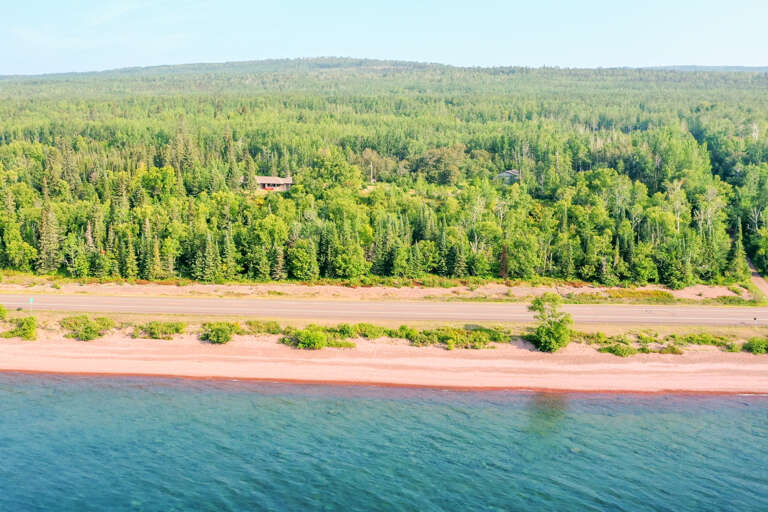 The home is just a short walk away from the beautiful Five Mile Rock beach.