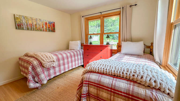 This room has two twin beds. This room has two twin beds.