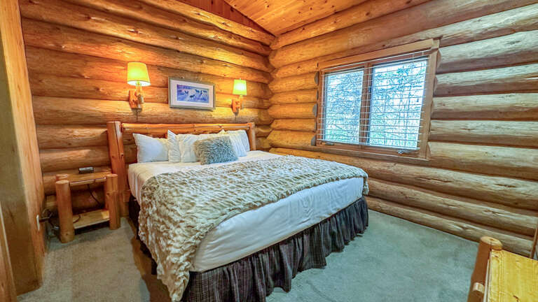 9AD95EA4-7A49-45B6-A217-7D6B8680616F