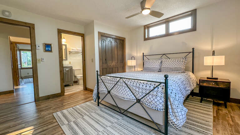 Bedroom 1 has an ensuite bathroom. Bedroom 1 has an ensuite bathroom.