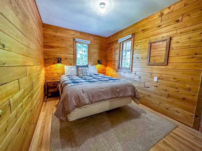 Bedroom 1 in Lakeside