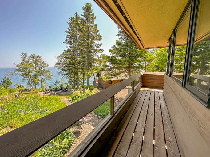 Treehouse Deck with Lakeside in the Background